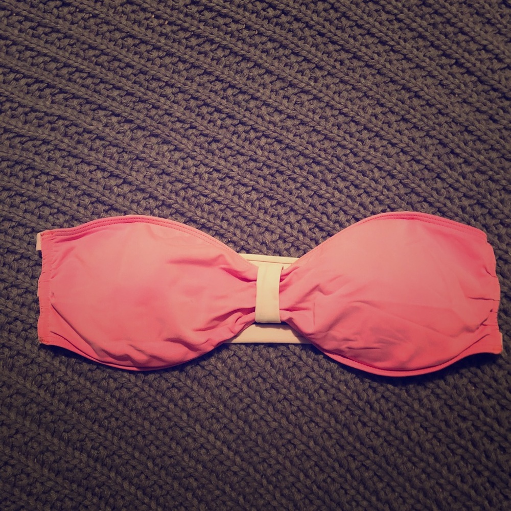 Strapless, bandeau bikini top